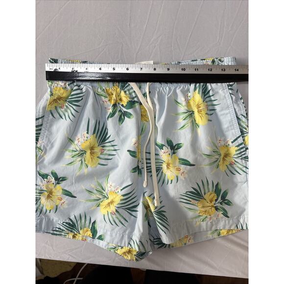 H&M Men's Sm Hawaiian Beach Swim Shorts Trunks Floral Surfing Resort Travel - Picture 6 of 8